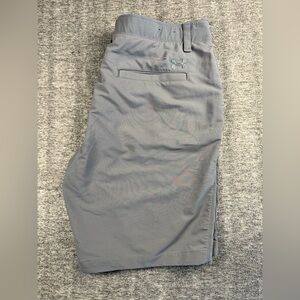 Mens Gray Performance Loose Heatgear Golf Shorts Size 38